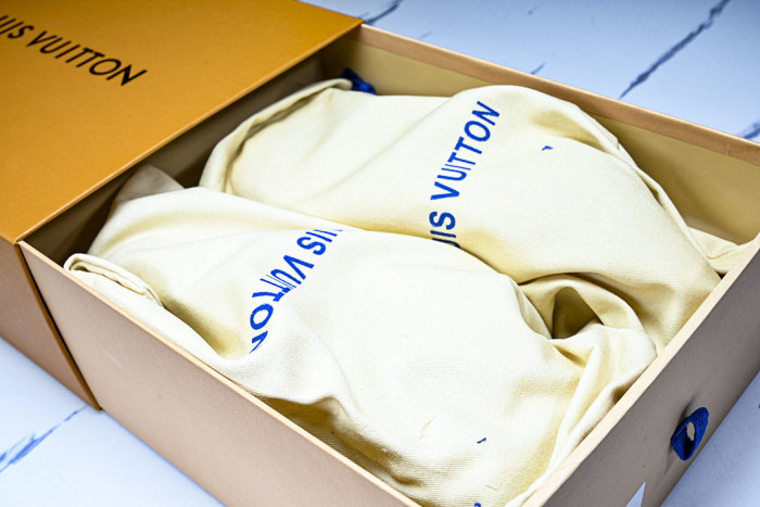 LVT SNEAKERS LVSRS-0115