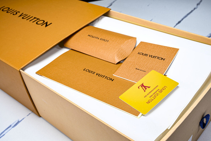 LVT SNEAKERS LVSRS-0115