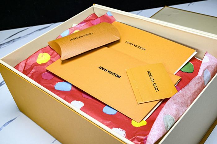 LVT SNEAKERS LVSRS-0127