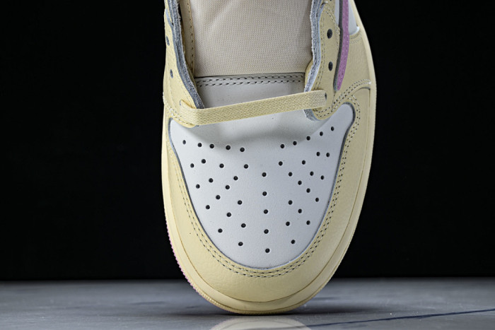 Air Jordan 1 Retro Low OG SP Travis Scott Shy Pink IQ7604-101