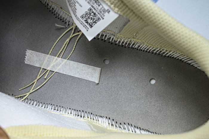 Air Jordan 1 Retro Low OG SP Travis Scott Shy Pink IQ7604-101