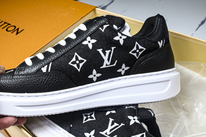 LOU VUIT RUN AWAY LVRA-013