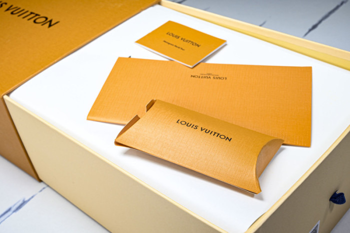 LOU VUIT RUN AWAY LVRA-013