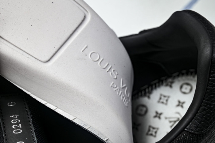 LOU VUIT RUN AWAY LVRA-013