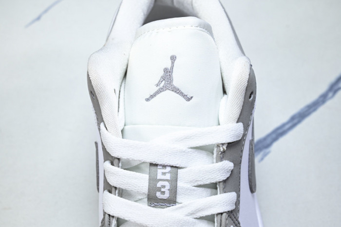 Air Jordan 1 Low DC0774-105