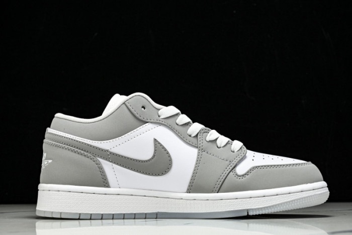Air Jordan 1 Low DC0774-105