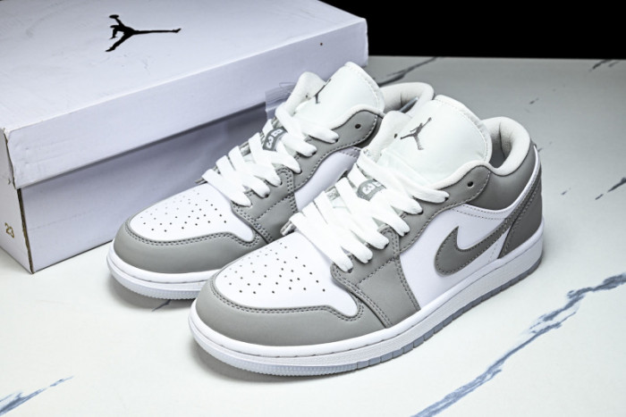 Air Jordan 1 Low DC0774-105
