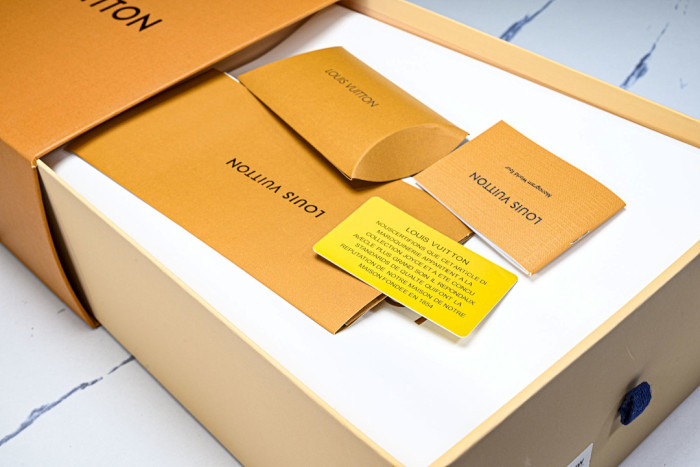 LVT SNEAKERS LVSRS-0095