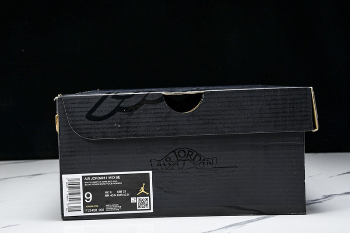 Air Jordan 1 Mid FJ3458-160