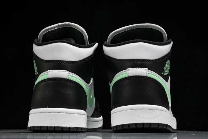 Air Jordan 1 Mid DQ8426-103
