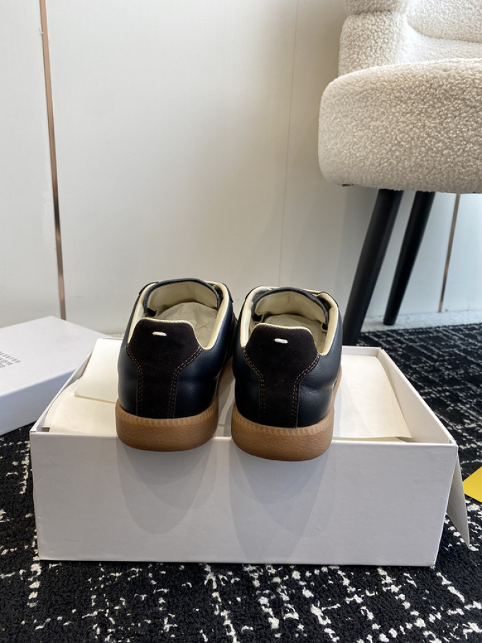 Ma*iso*n Mar*giela MAMA-007