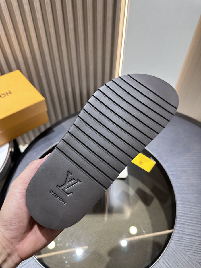 L*VT SANDALS LVLSS-040