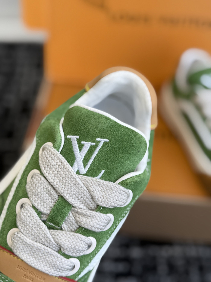 L*VT TILTED LVTTD-004