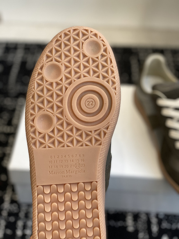 Ma*iso*n Mar*giela MAMA-039