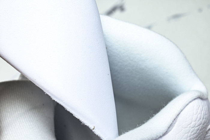 Air Jordan 5 OG "White Metallic" HQ7978-103