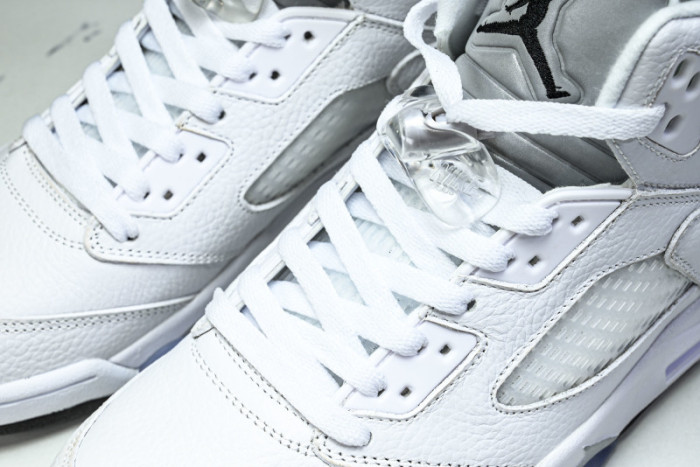 Air Jordan 5 OG "White Metallic" HQ7978-103