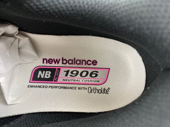New Balance U1906AD