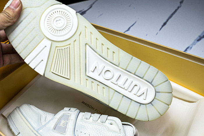 LVT SNEAKERS LVSRS-0154