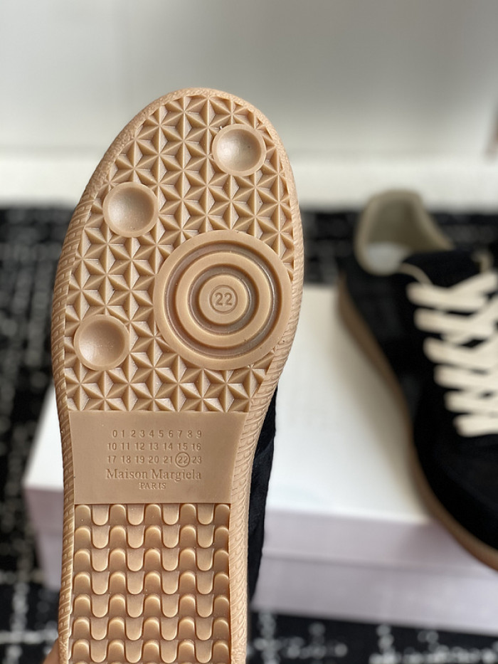 Ma*iso*n Mar*giela MAMA-095