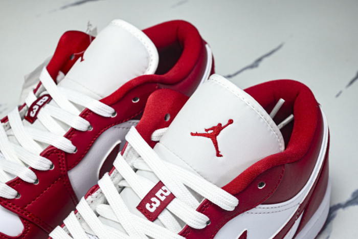 Air Jordan 1 Low 553558-611