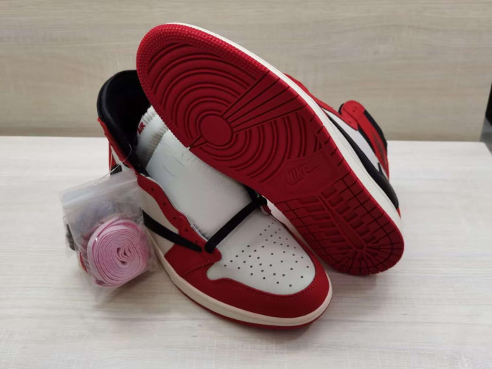 Travis Scott x Air Jordan AJ1 High OG CD4487-100