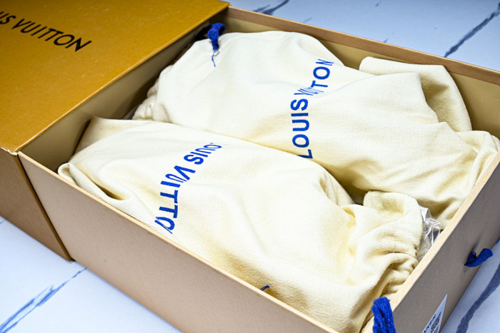 LVT SNEAKERS LVSRS-0113