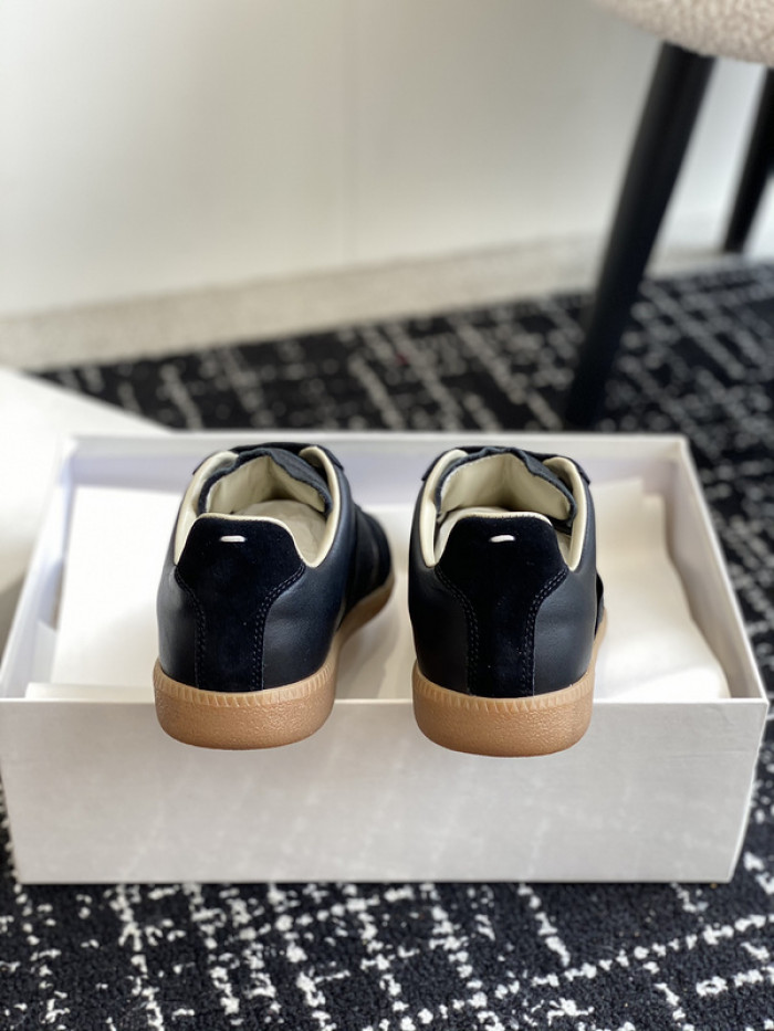 Ma*iso*n Mar*giela MAMA-054