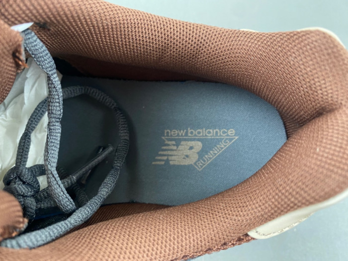 New Balance 9060 U9060RFB