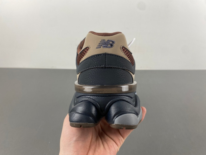 New Balance 9060 U9060RFB
