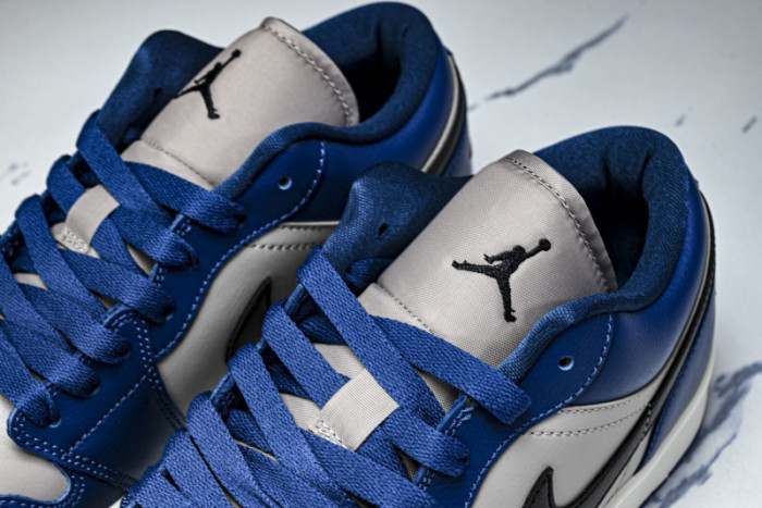 Air Jordan 1 Low DC0774-402