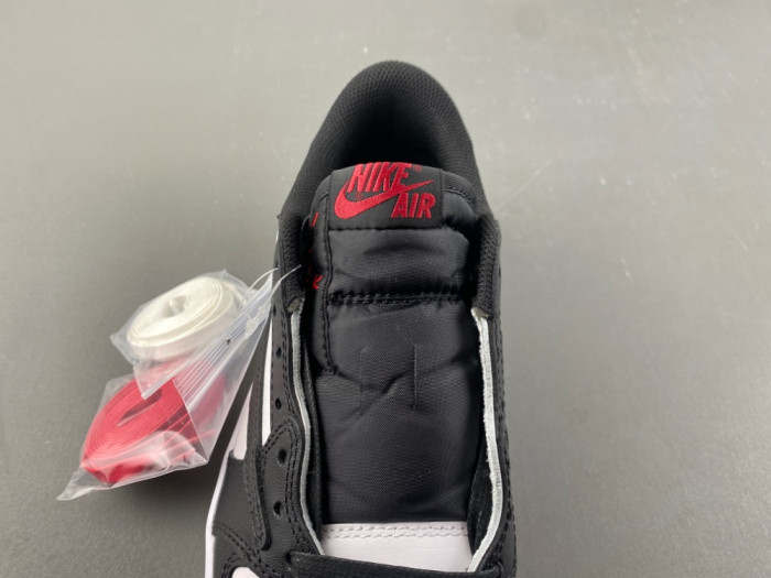 Travis Scott x Air Jordan 1 DZ4137---700