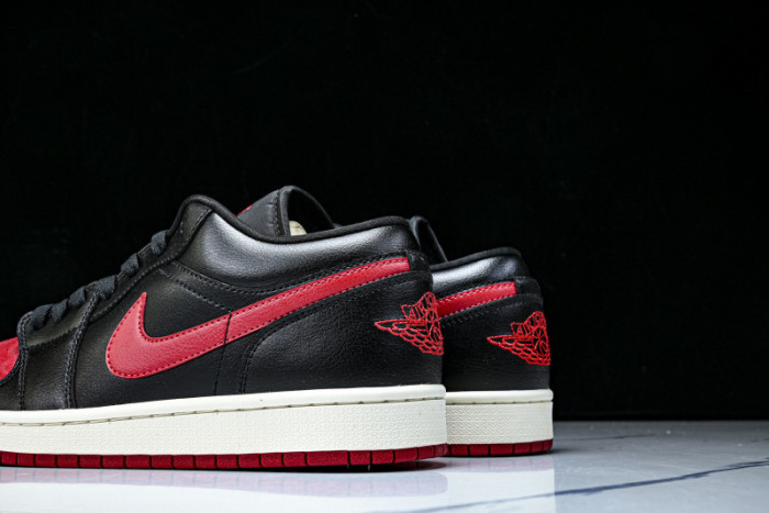 Air Jordan 1 Low DC0774-061