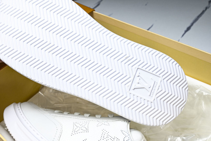 LOU VUIT RUN AWAY LVRA-011