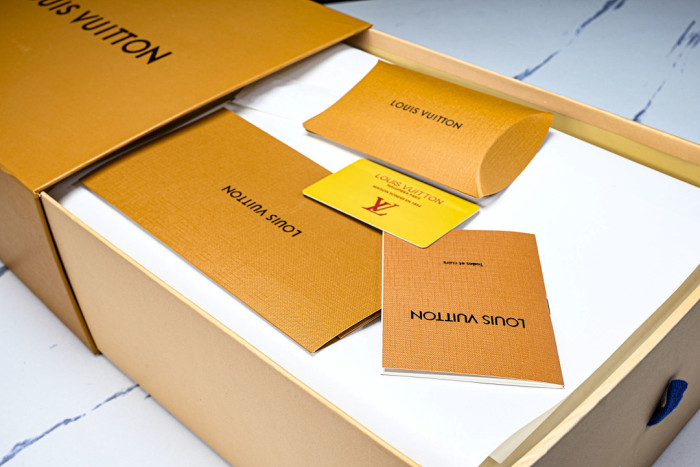 LVT SNEAKERS LVSRS-0105