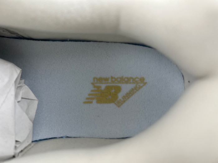 New Balance U9060EEP