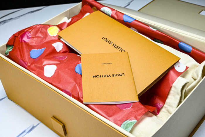 L*VT SANDALS LVLSS-0132