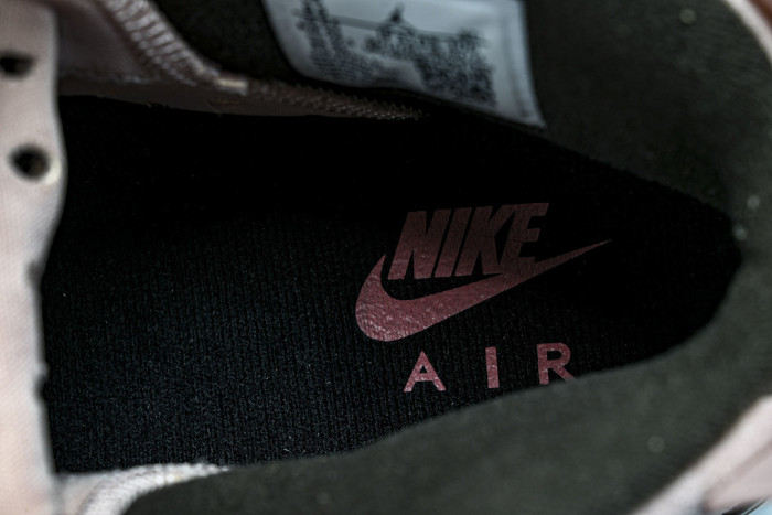 Ma Maniére x Air Jordan 6 Retro "Sail" IF3103-100