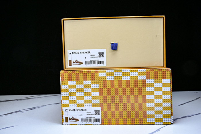 LOU VUIT OTHERS SNEAKERS LVOTS-009