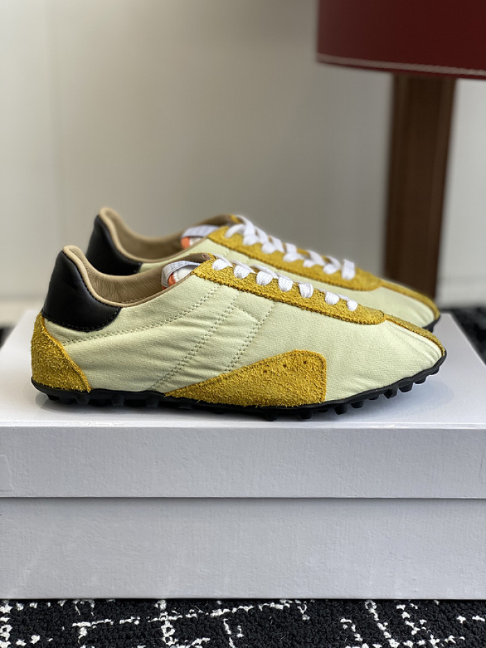 Ma*iso*n Mar*giela MAMA-027