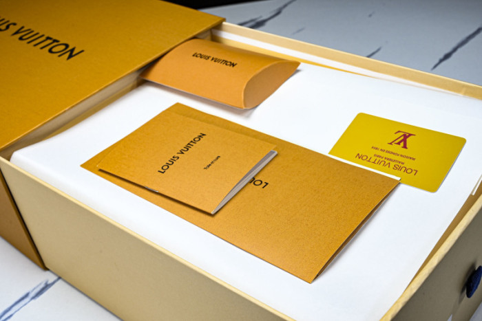 LVT SNEAKERS LVSRS-0086