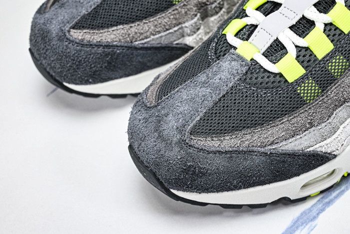 Eric Koston x Nike SB Air Max 95 HM4738-001